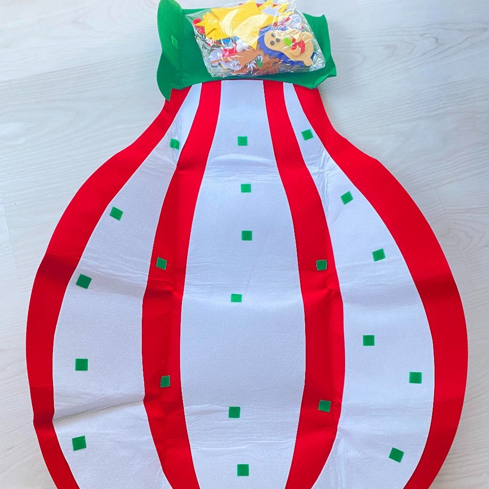 NEW Wall Decor Felt Christmas Tree -52-53 DIY Set for Kids with Variety Pieces